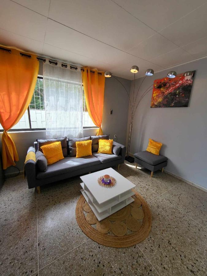 Welcome To Our Cozy Apartment! Виллемстад Экстерьер фото